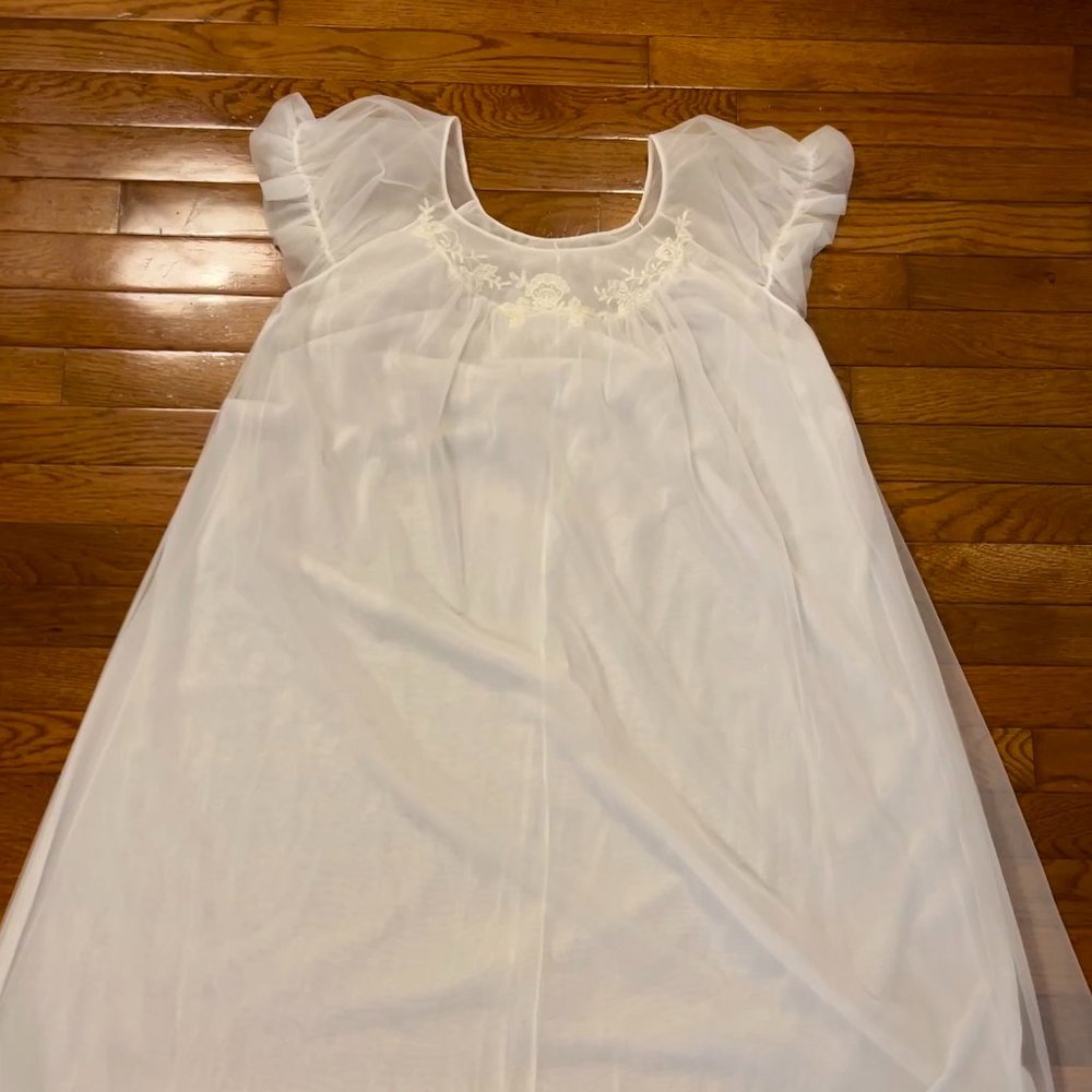 Vintage Babydoll White Lace Lingerie Nightdress Gossard Artemis 1970s